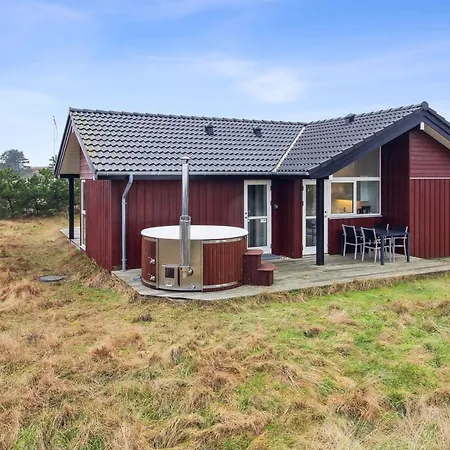 Holiday home Tiane - 800m From The Sea In Western Jutland By Interhome Fano
