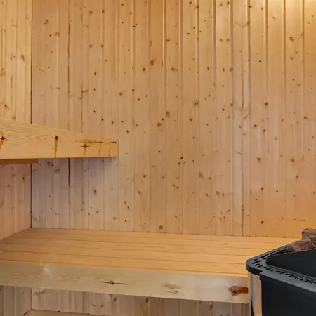 Tiane - 800m From The Sea By Interhome