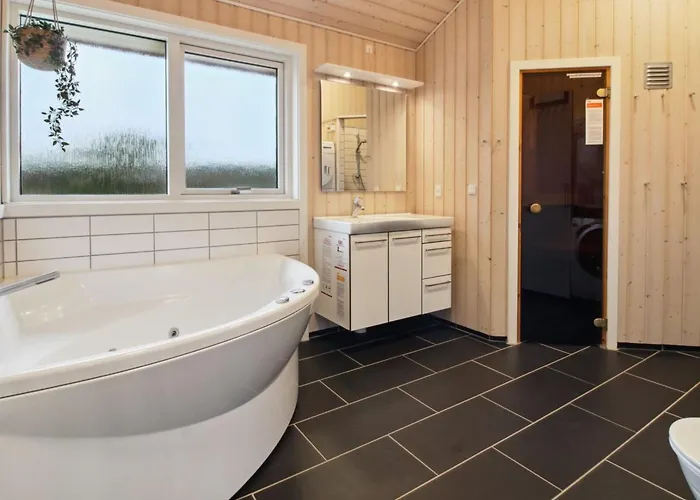 Tiane - 800m From The Sea By Interhome *