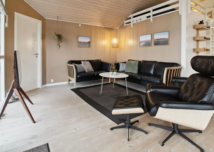 Tiane - 800m From The Sea By Interhome *